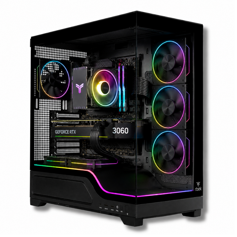 PC Gaming Zendia Prometheus in versione base dissipatore ad aria rgb multicolor, con processore Intel Core i7-14700K, scheda video Nvidia RTX 3060 da 12 GB e Windows 11 Pro. Vista laterale del case nero con componenti illuminati da LED RGB.